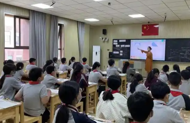 鼓励体系正在将笼统的学习目标转化为可视化的生长坐标