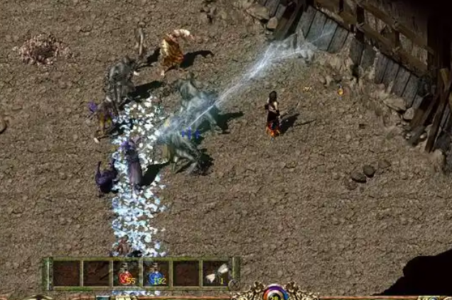 <b>地图怪物游戏以晋级爆装攻沙三大中心玩法为柱石</b>